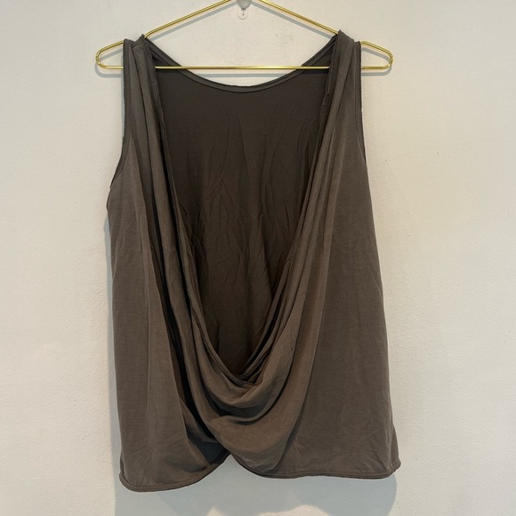 Tresics Luxe Loose Open Tank Top Size Medium - Picture 2 of 4